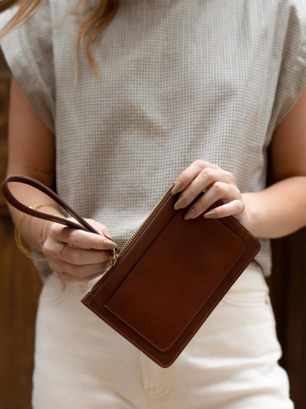 Nisolo Go-To Wristlet Clutch
